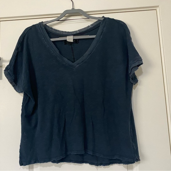 We The Free Tops - We The Free distressed black oversized v-neck tee‎ size small
